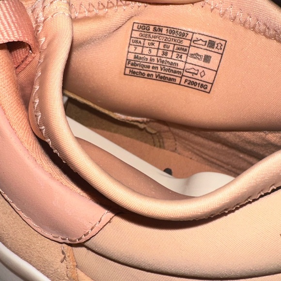 UGG NEUTRA WOMEN SNEAKER SUNTAN US 7 READ - Picture 4 of 4